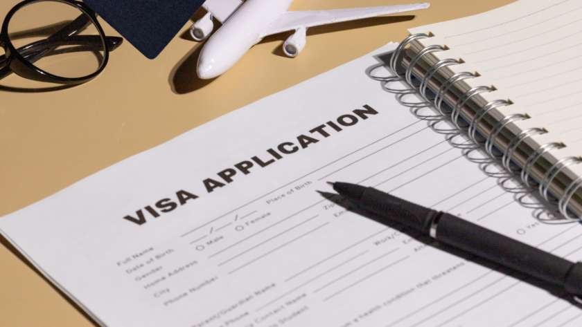 How To Qualify for an EB1A Visa in 2026
